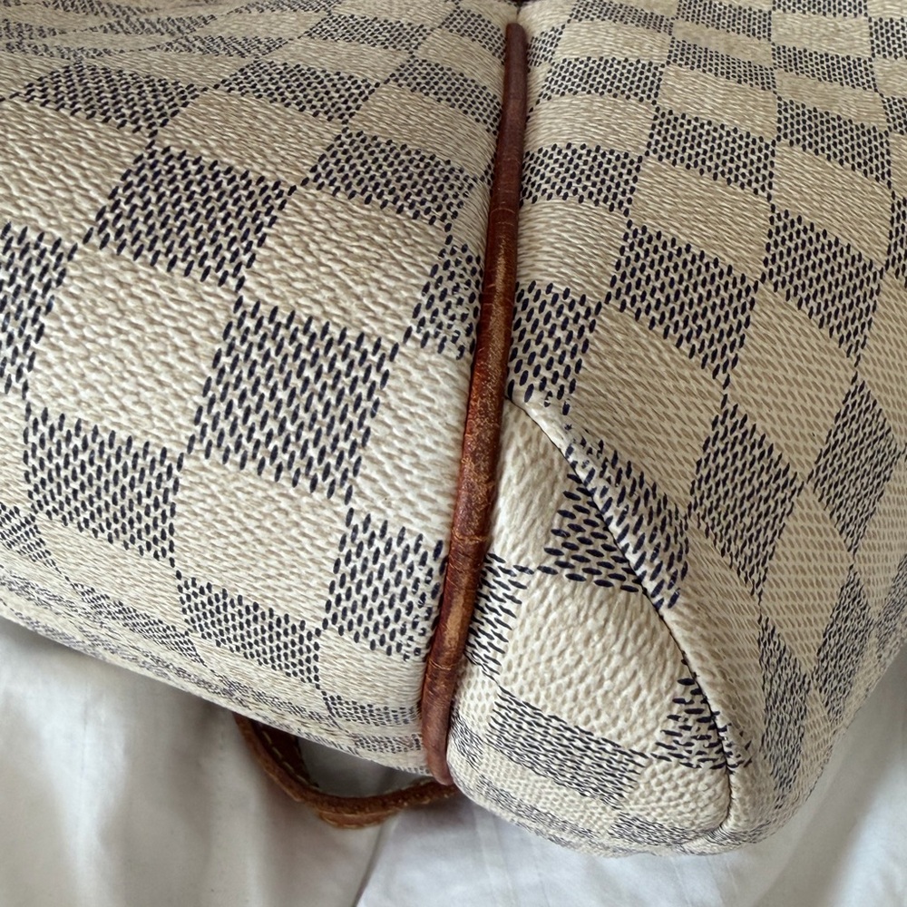 LV (Louis Vuitton) Totally PM Damier Azur White - Picture 4 of 11